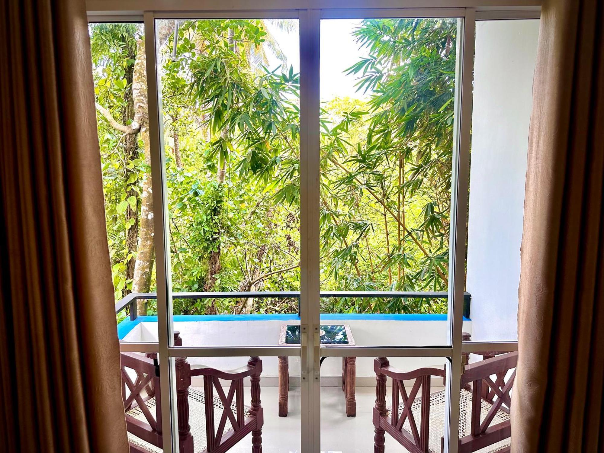 Bed and Breakfast Jungle Fence Бентота Экстерьер фото